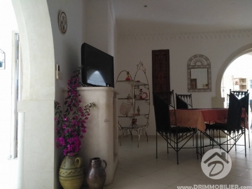 L 238 -                            Sale
                           Villa avec piscine Djerba